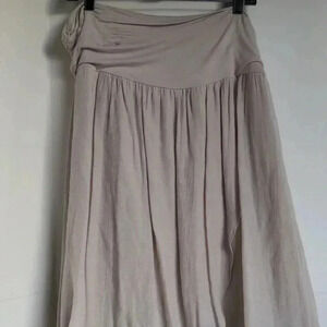Avenue Maxi high low skirt 26/28